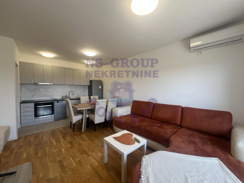 Stan na prodaju Novi Sad 57m2, 572941