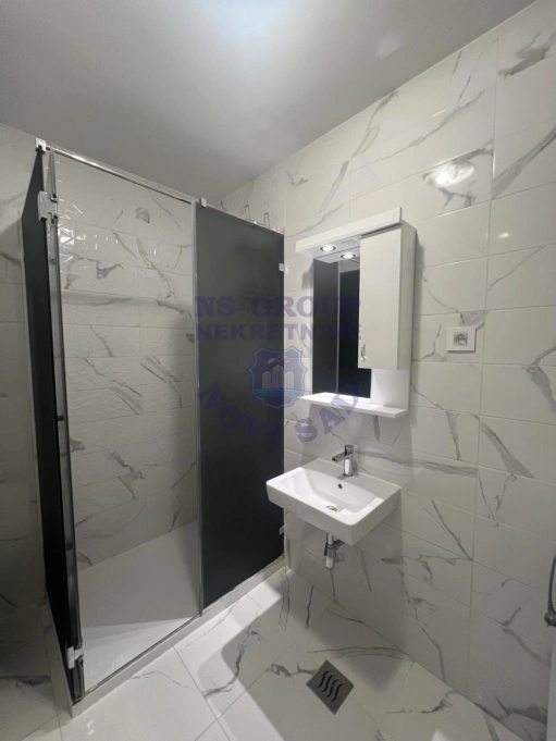 Stan na prodaju Novi Sad 57m2, 572941