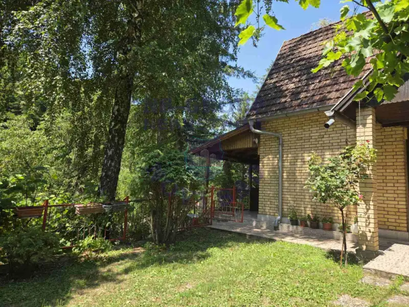 stan na prodaju Rakovac 63m2 575220