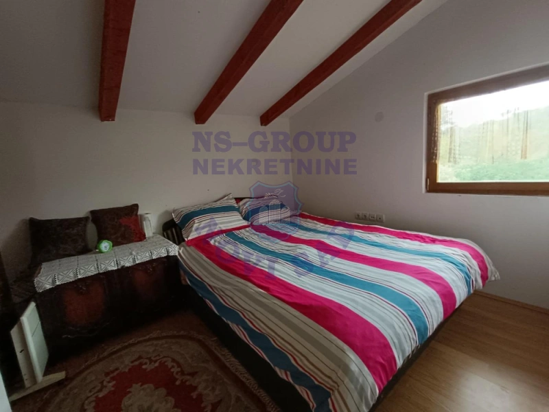 kuca na prodaju Sremska Kamenica 187m2 532588