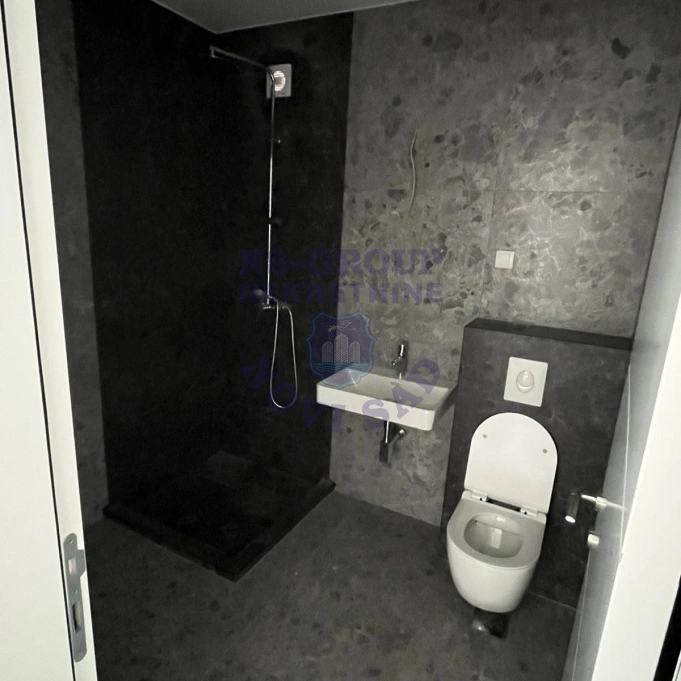 stan za izdavanje Veternik 127m2 16998