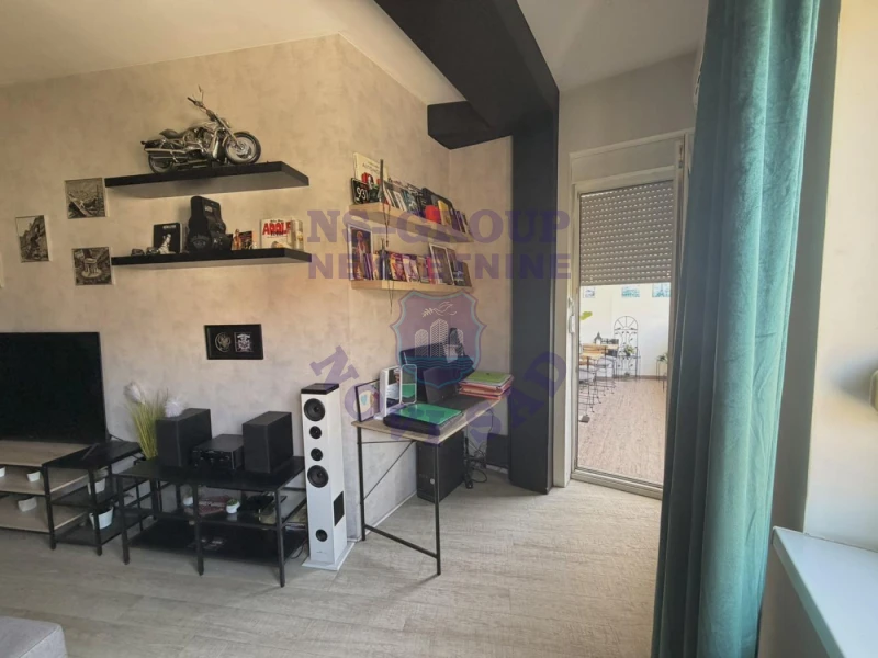 stan na prodaju Novi Sad 70m2 562659