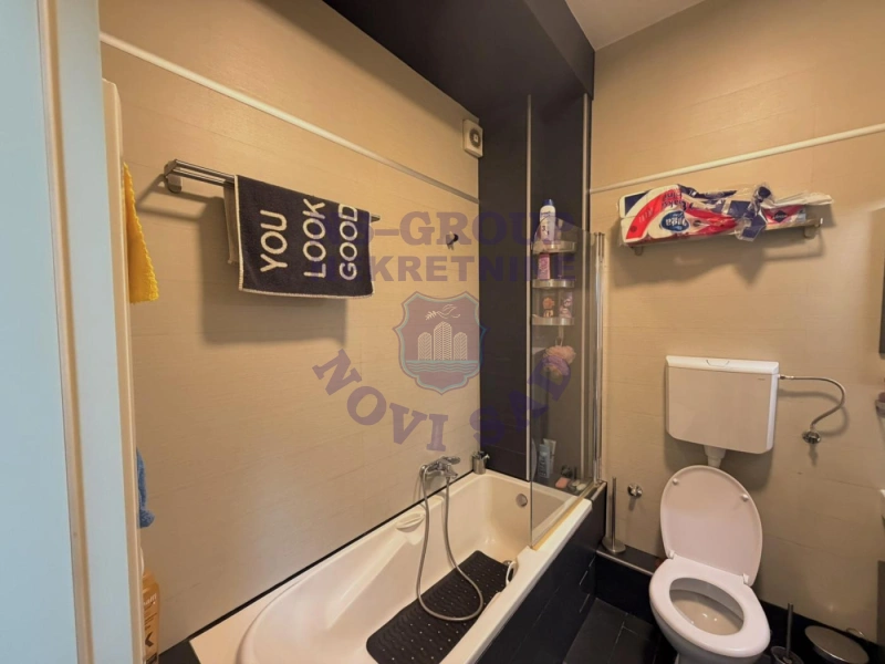 stan na prodaju Novi Sad 70m2 562659