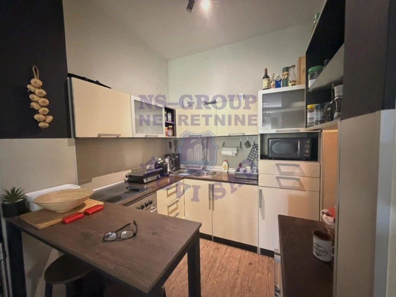 stan na prodaju Novi Sad 70m2 562659