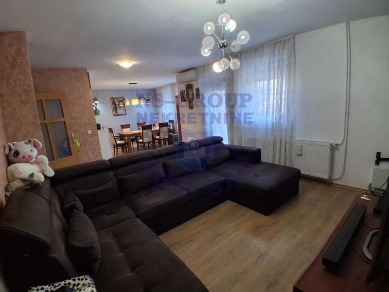Kuća na prodaju Veternik 193m2, 572963