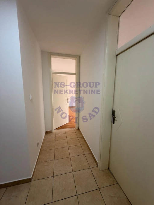 stan na prodaju Novi Sad 52m2 575351