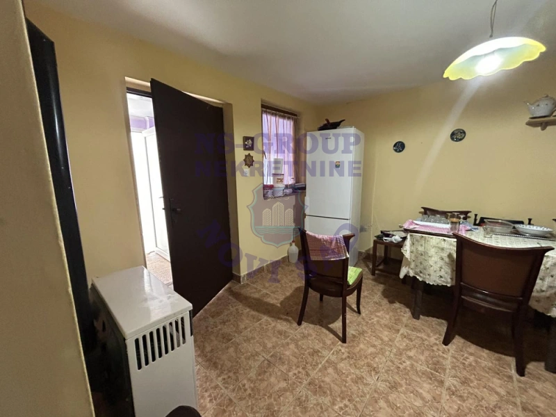 kuca na prodaju Begeč 224m2 575376