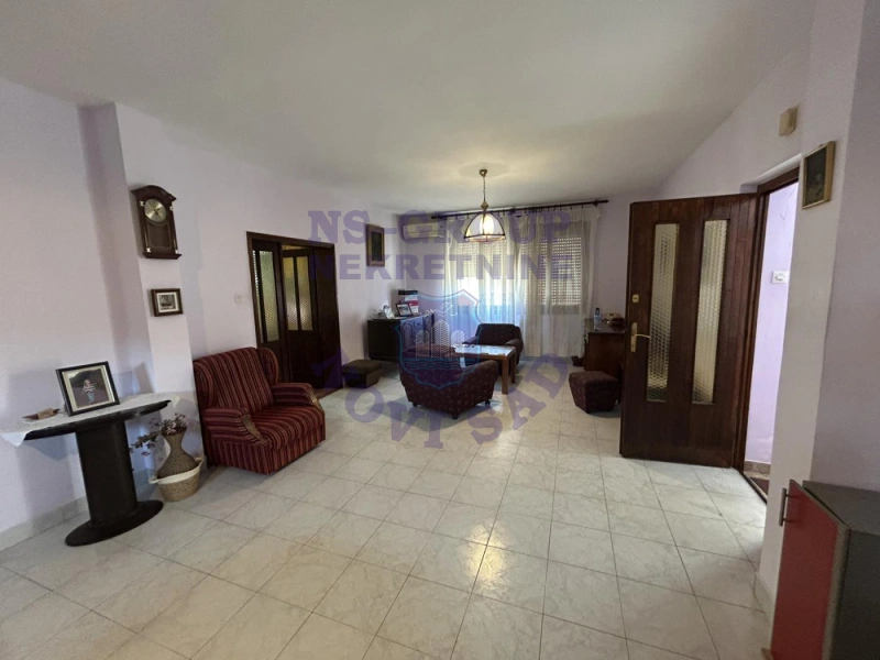 kuca na prodaju Begeč 224m2 575376