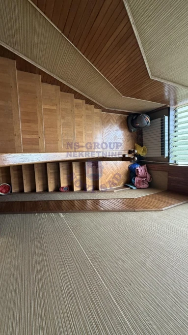 Kuća na prodaju Bački Jarak 164m2, 575291
