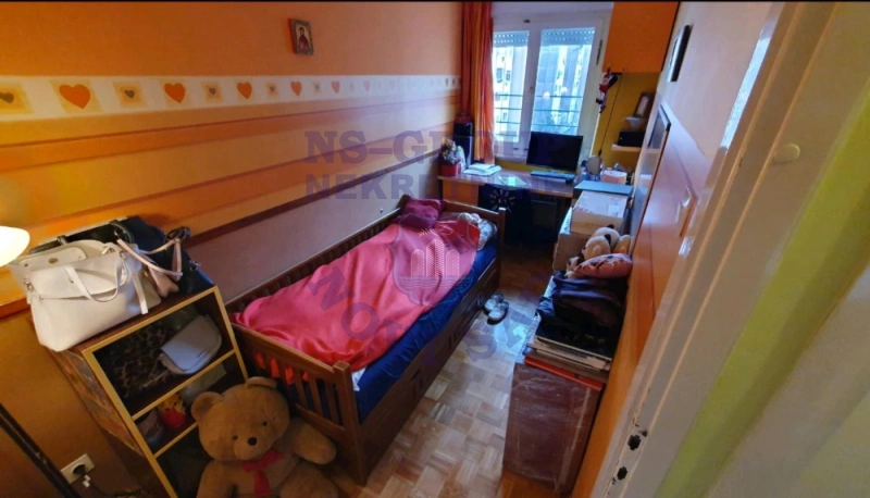 stan na prodaju Novi Sad 70m2 575373