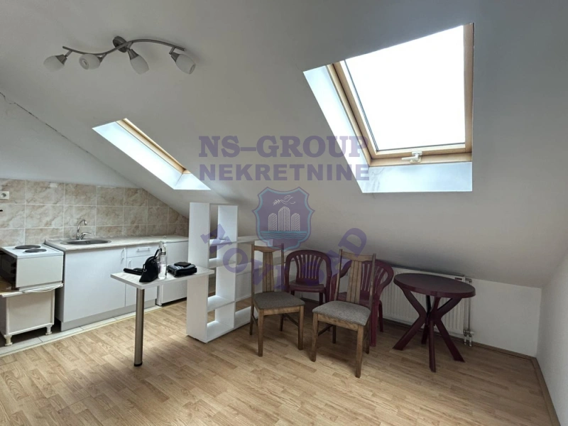 stan na prodaju Novi Sad, 27m2 575392