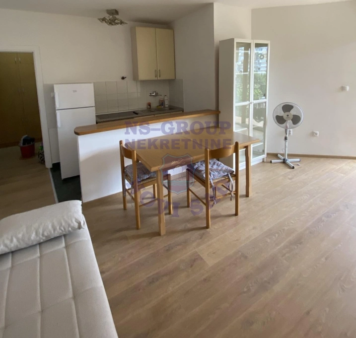stan za izdavanje Novi Sad, 33m2 17063