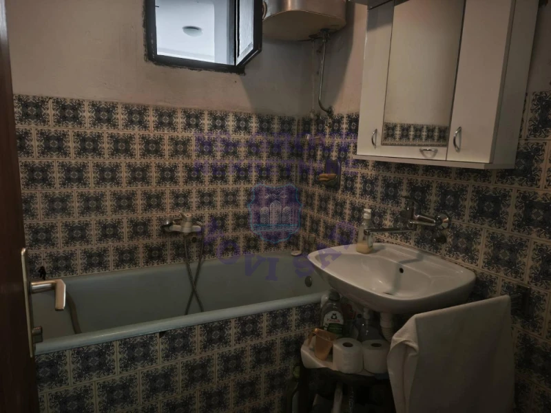Kuća na prodaju Veternik 196m2, 575402