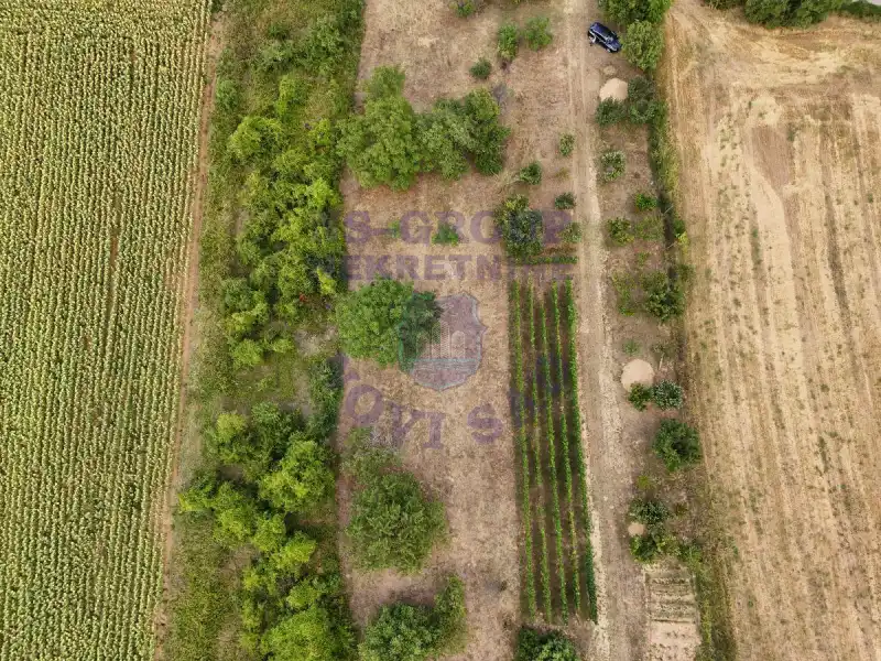 Plac na prodaju Petrovaradin 1780m2, 575164