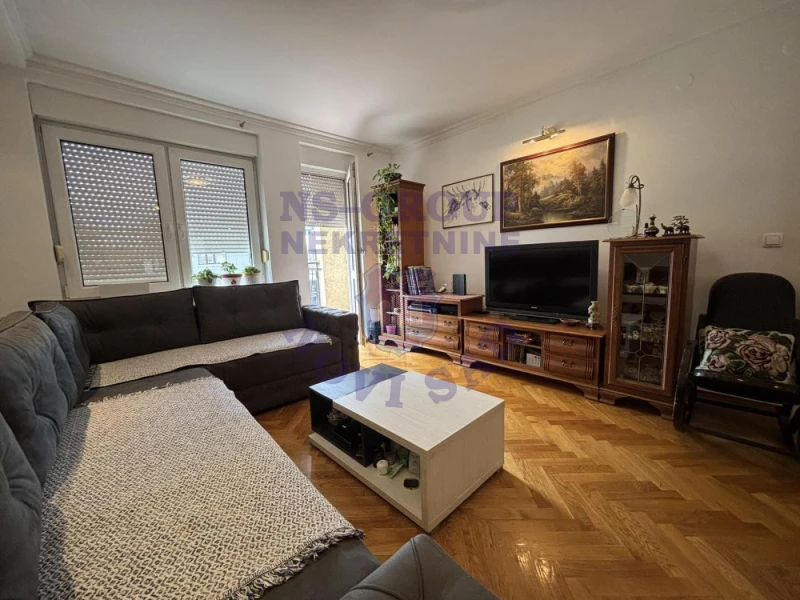 stan na prodaju Novi Sad 70m2 575432