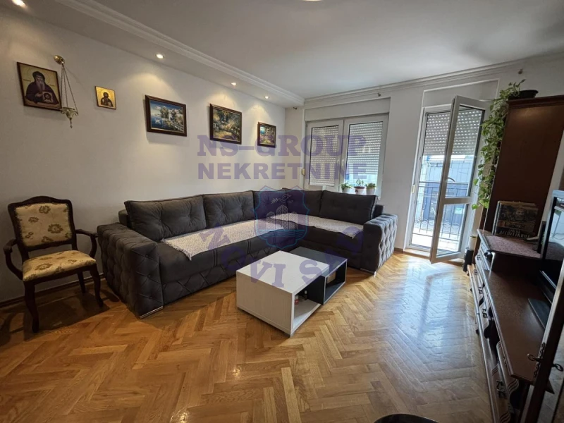 stan na prodaju Novi Sad 70m2 575432