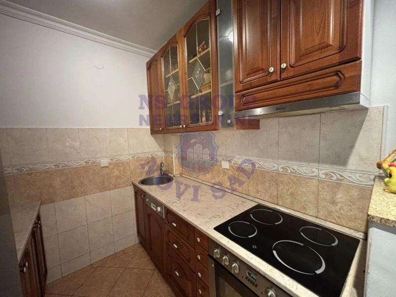stan na prodaju Novi Sad 70m2 575432