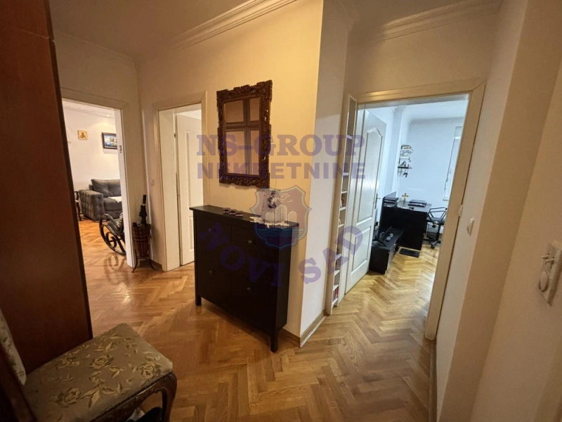 stan na prodaju Novi Sad 70m2 575432