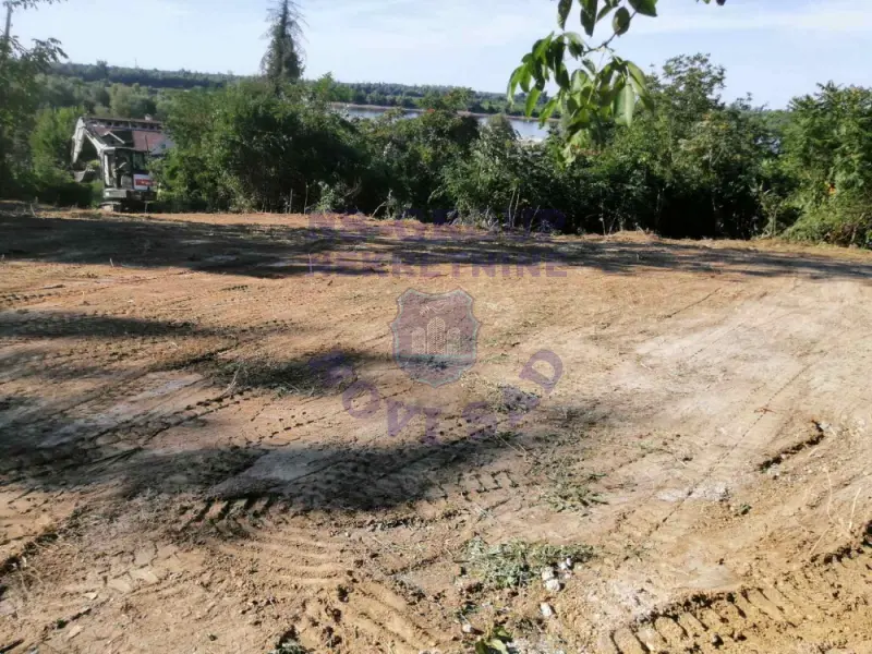 plac na prodaju Čerević, 1307m2 574544