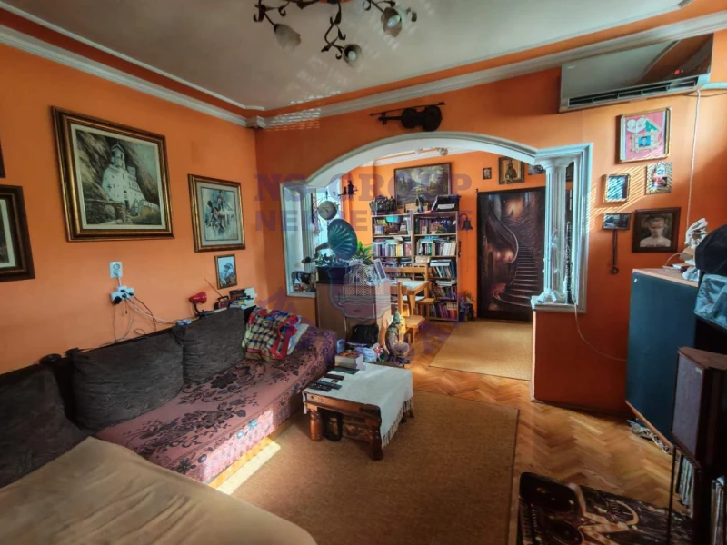 stan na prodaju Novi Sad, 64m2 575368