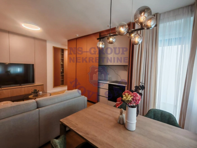 stan na prodaju Novi Sad, 43m2 520359