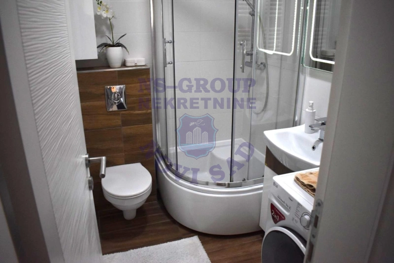 Stan na prodaju Novi Sad 65m2, 575515