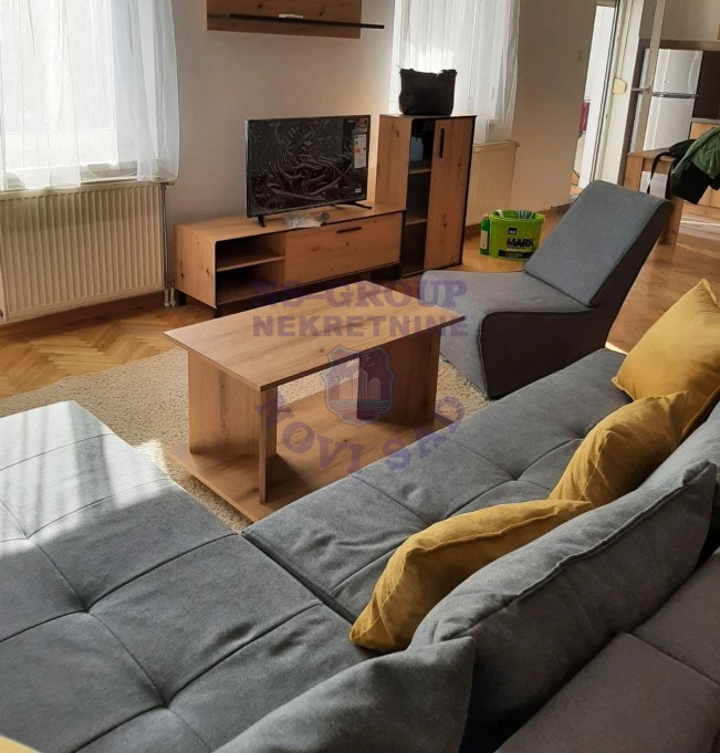 stan za izdavanje Novi Sad, 81m2 17077
