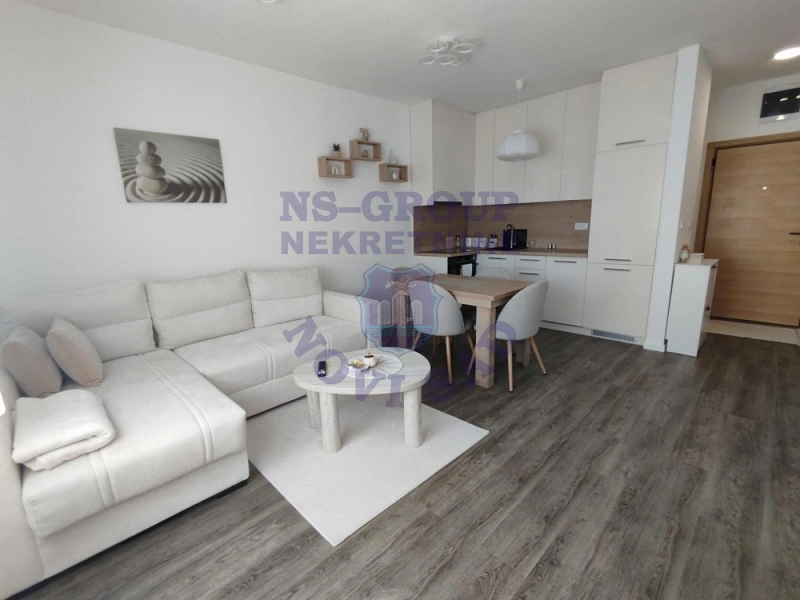 stan na prodaju Novi Sad, 42m2 575396
