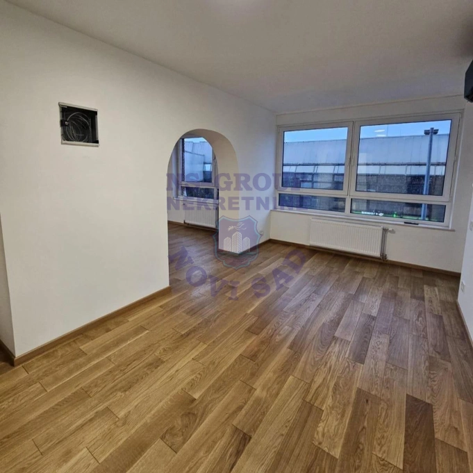 stan za izdavanje Novi Sad 125m2 17072