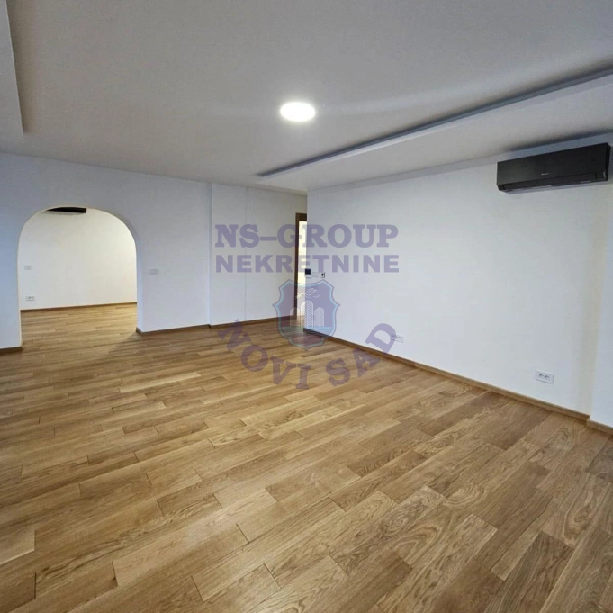 stan za izdavanje Novi Sad 125m2 17072