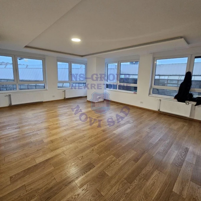 stan za izdavanje Novi Sad, 125m2 17072