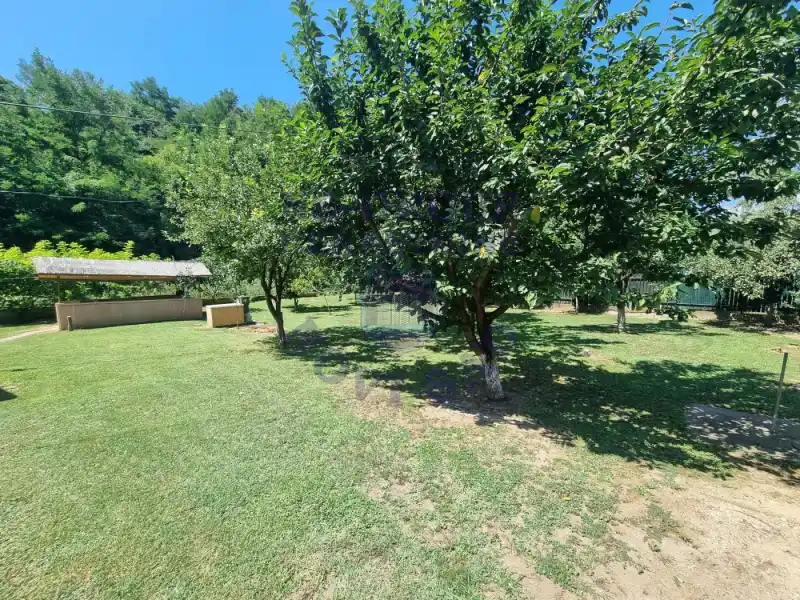 plac na prodaju Ledinci 563m2 575560