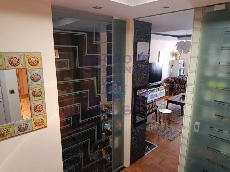 stan na prodaju Novi Sad 67m2 575566