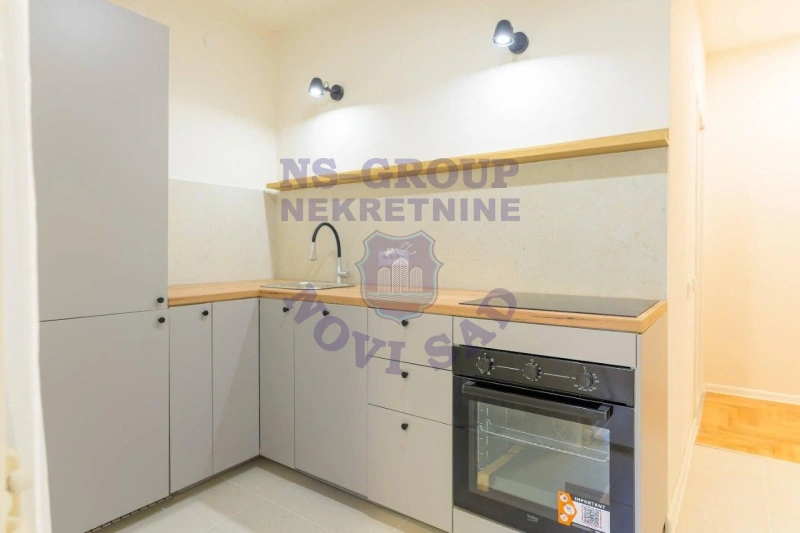 stan na prodaju Novi Sad 40m2 575102