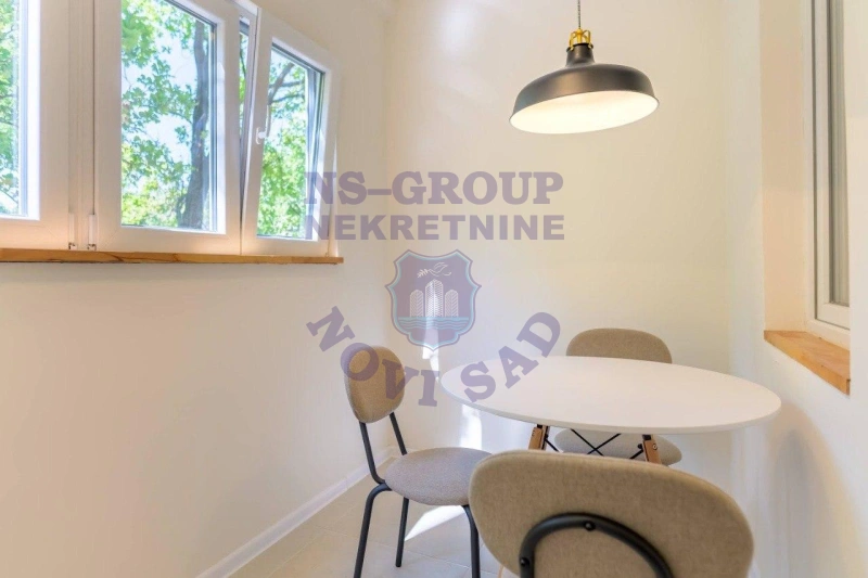 stan na prodaju Novi Sad 40m2 575102
