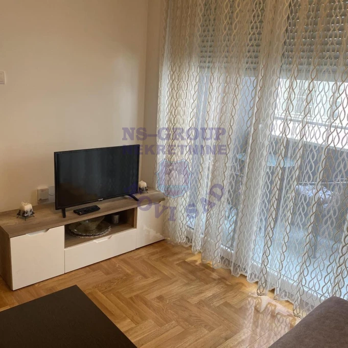 stan za izdavanje Novi Sad 31m2 17080