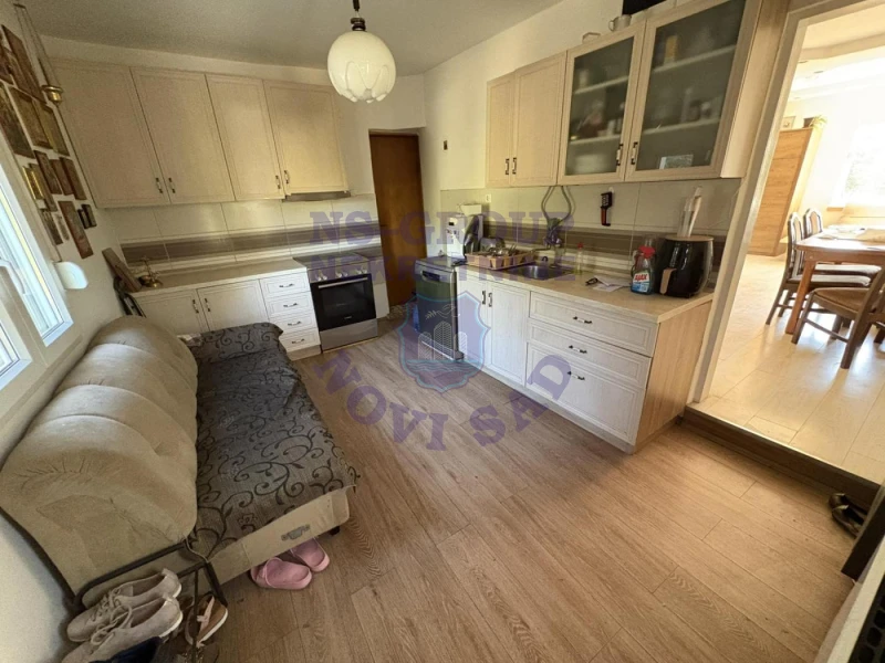 kuca na prodaju Sremski Karlovci 154m2 574972