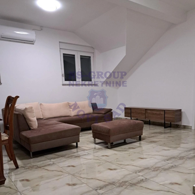 stan na prodaju Petrovaradin, 76m2 17090