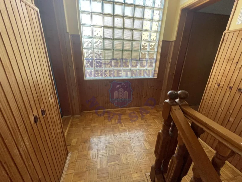 kuca na prodaju Žabalj 308m2 575509