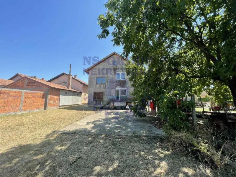kuca na prodaju Žabalj 308m2 575509