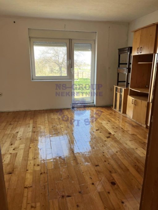 kuca na prodaju Žabalj 308m2 575509