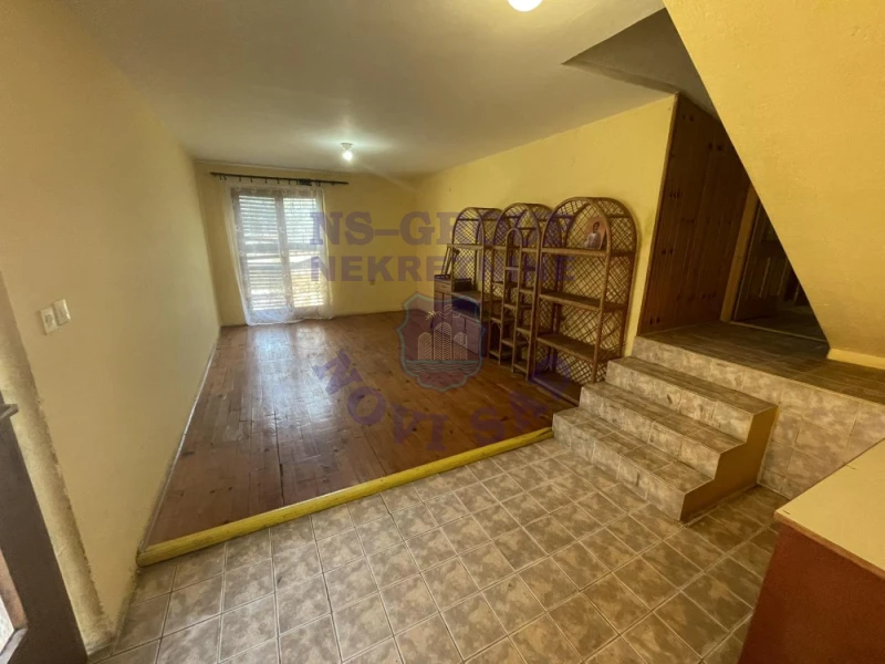 kuca na prodaju Žabalj 308m2 575509