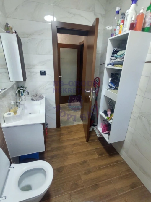 kuca na prodaju Bački Jarak 203m2 575656