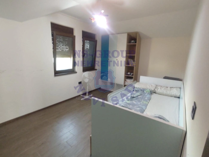 kuca na prodaju Bački Jarak 203m2 575656