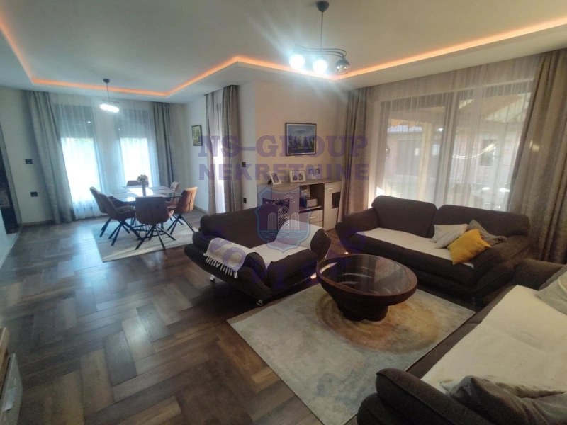 kuca na prodaju Bački Jarak, 203m2 575656