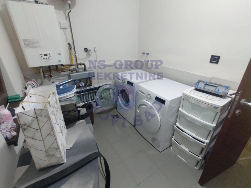 kuca na prodaju Bački Jarak 203m2 575656