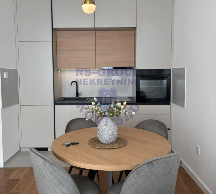 stan na prodaju Novi Sad 43m2 575453