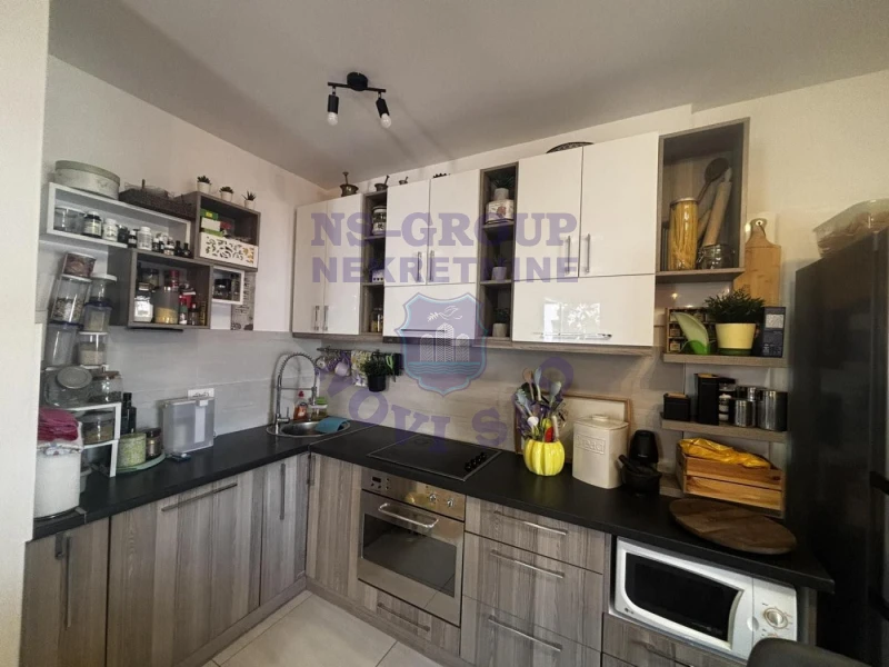 stan na prodaju Novi Sad 72m2 575635