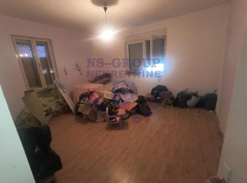 kuca na prodaju Melenci, 100m2 575636