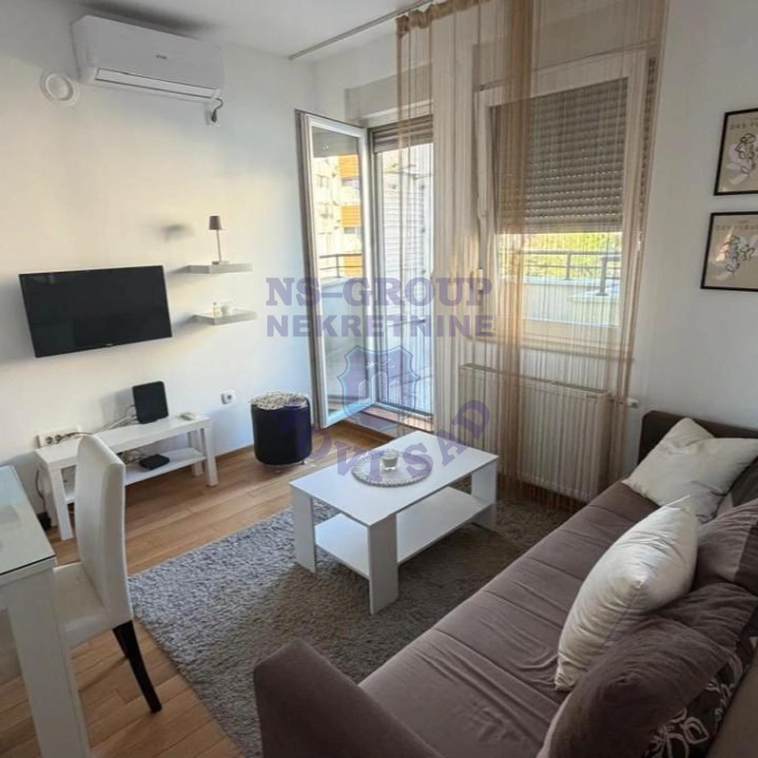 stan na prodaju Novi Sad, 45m2 17105